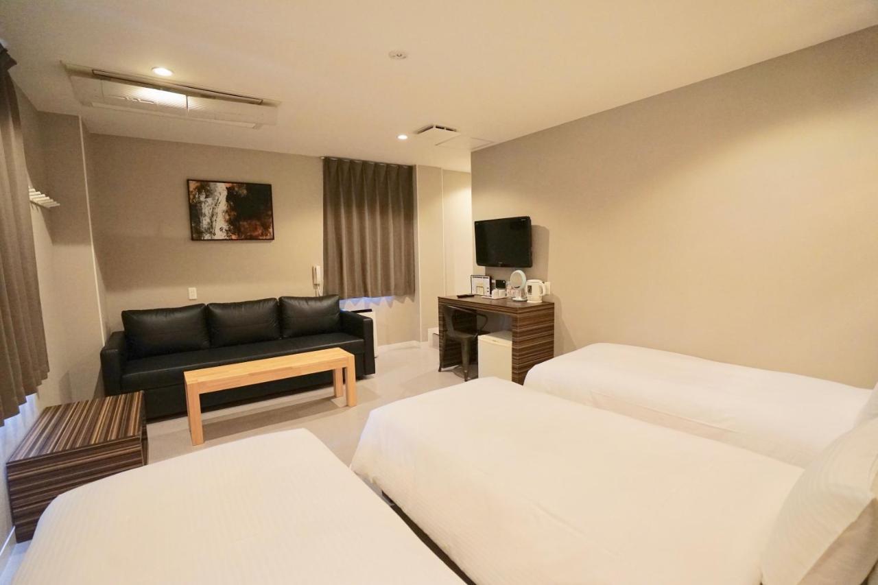 Hotel 88 Shinsaibashi Osaka Buitenkant foto