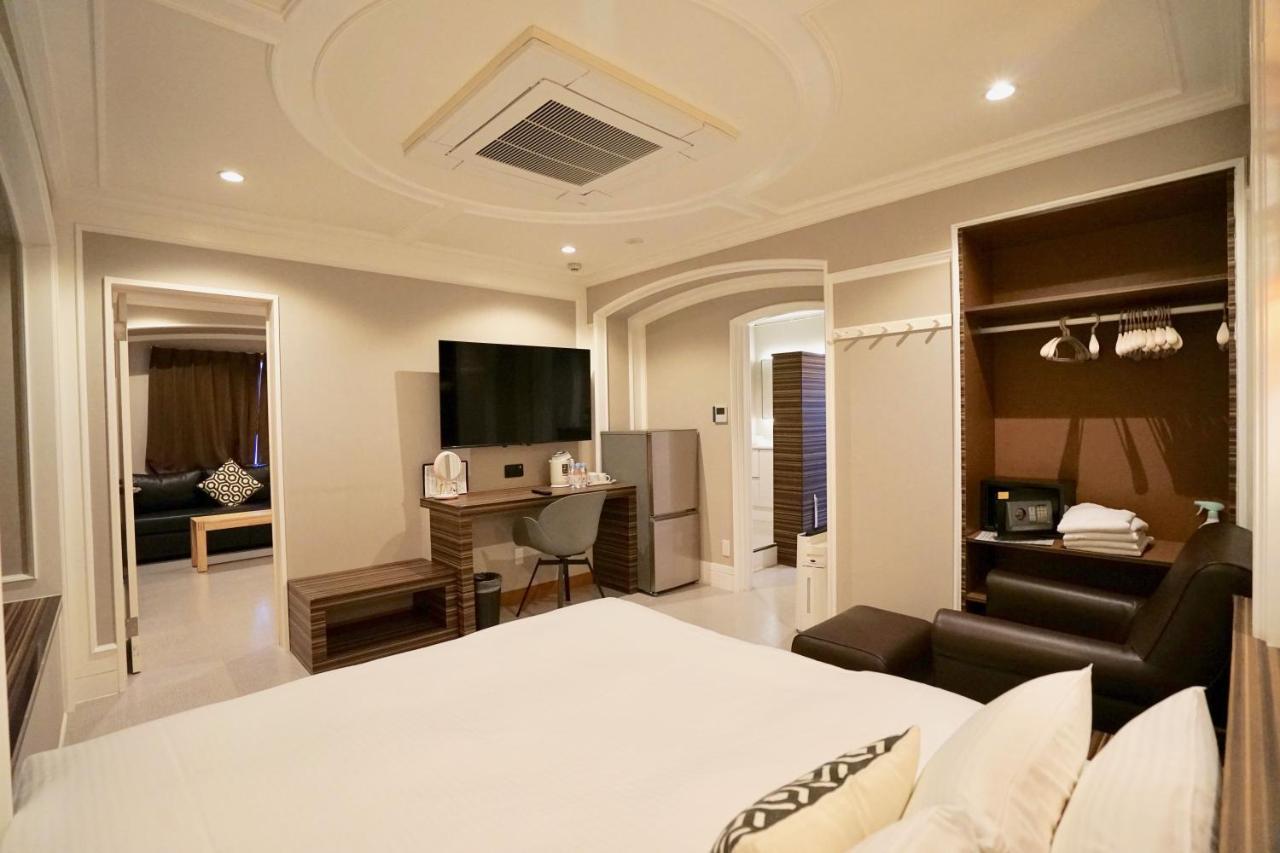 Hotel 88 Shinsaibashi Osaka Buitenkant foto