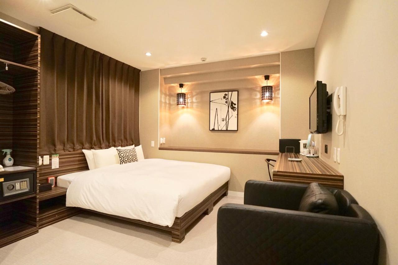 Hotel 88 Shinsaibashi Osaka Buitenkant foto